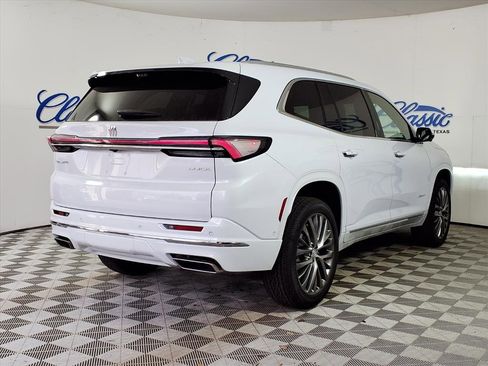New 2026 Buick Enclave Avenir image 6