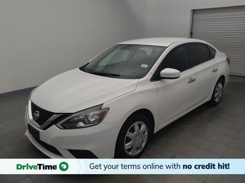 Used 2019 Nissan Sentra S FWD image 1