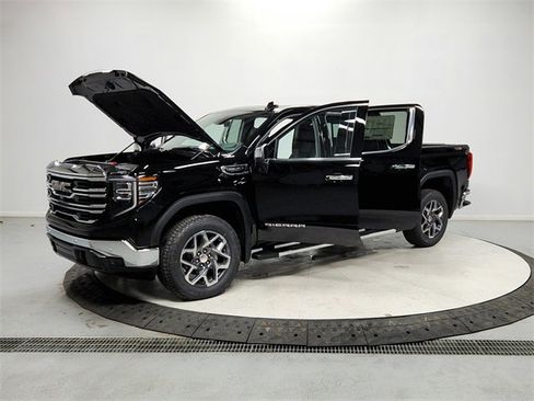New 2026 GMC Sierra 1500 SLT w/ SLT Premium Plus Package image 11