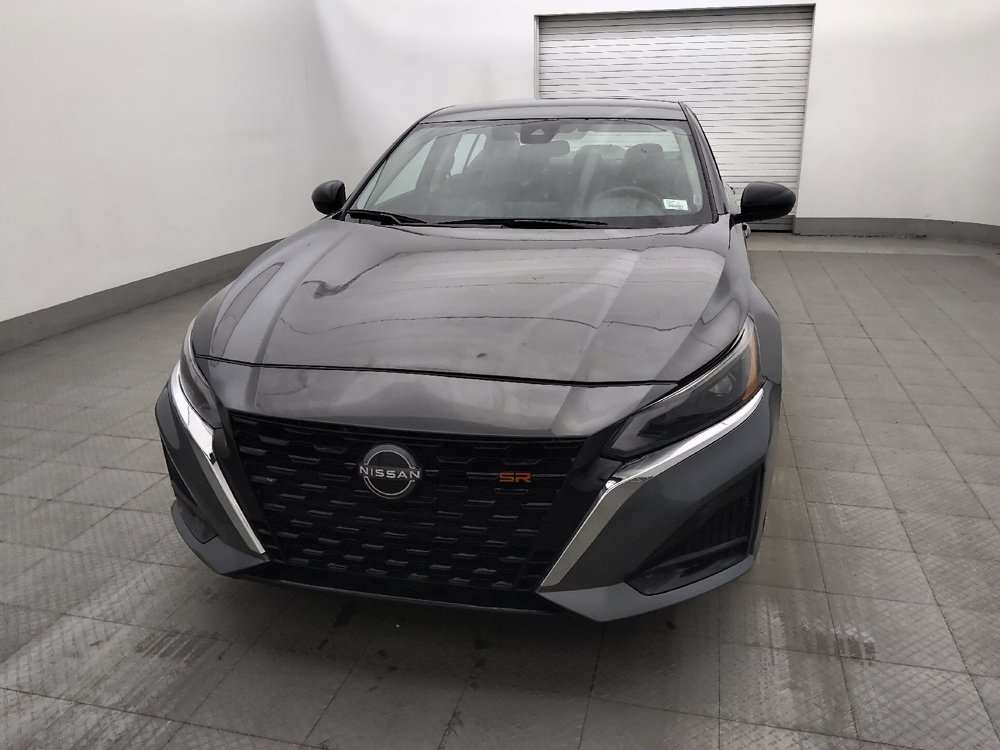 Used 2024 Nissan Altima 2.5 SR FWD image 15