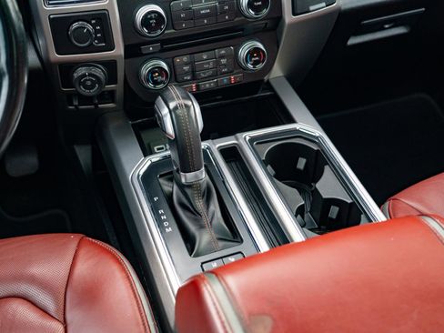 Used 2018 Ford F150 Platinum w/ Technology Package image 25