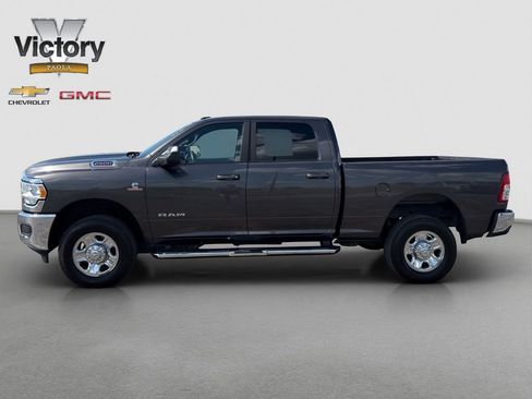Used 2022 RAM 2500 Big Horn AWD/4WD image 3