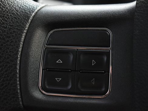 Used 2014 RAM 2500 Tradesman image 16