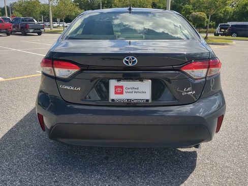 Certified 2025 Toyota Corolla LE image 5