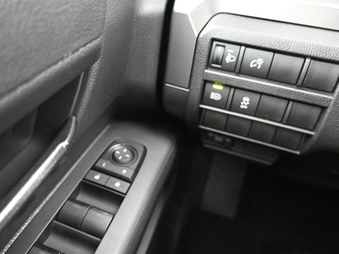 Used 2024 Toyota Tacoma SR5 w/ SR5 Upgrade Package image 24