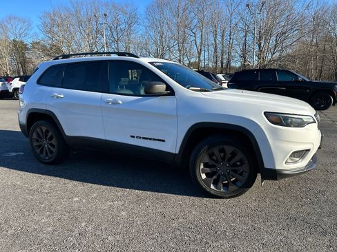 Used 2021 Jeep Cherokee Latitude Lux 80th Anniv w/ Quick Order Package 26U 80TH image 3