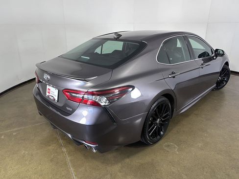 Used 2024 Toyota Camry XSE FWD image 10