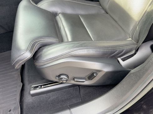 Certified 2022 Volvo XC60 B5 Inscription w/ Advanced Package image 14