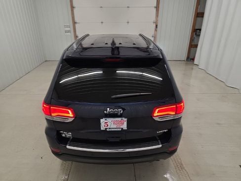 Used 2018 Jeep Grand Cherokee Limited w/ Luxury Group II image 5