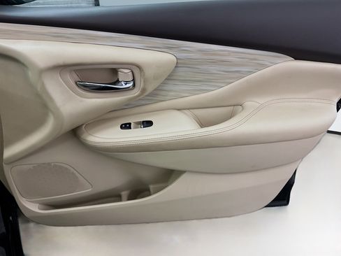 Used 2017 Nissan Murano SL w/ SL Technology Package image 35