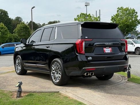Used 2023 GMC Yukon Denali Ultimate AWD/4WD image 5