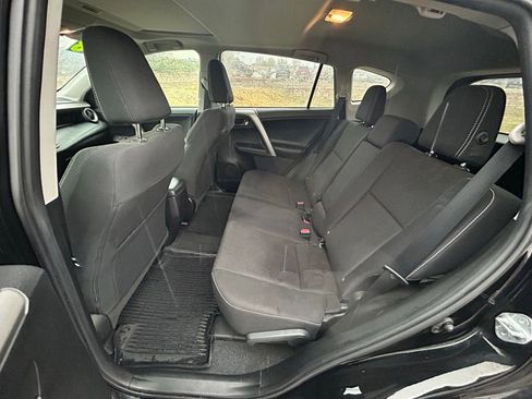 Used 2018 Toyota RAV4 XLE w/ Plus Extra Value Package FWD image 26