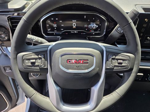 New 2025 GMC Sierra 1500 Elevation image 10