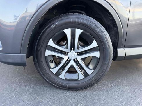 Used 2017 Toyota RAV4 LE w/ Carpet Mat Package FWD image 27