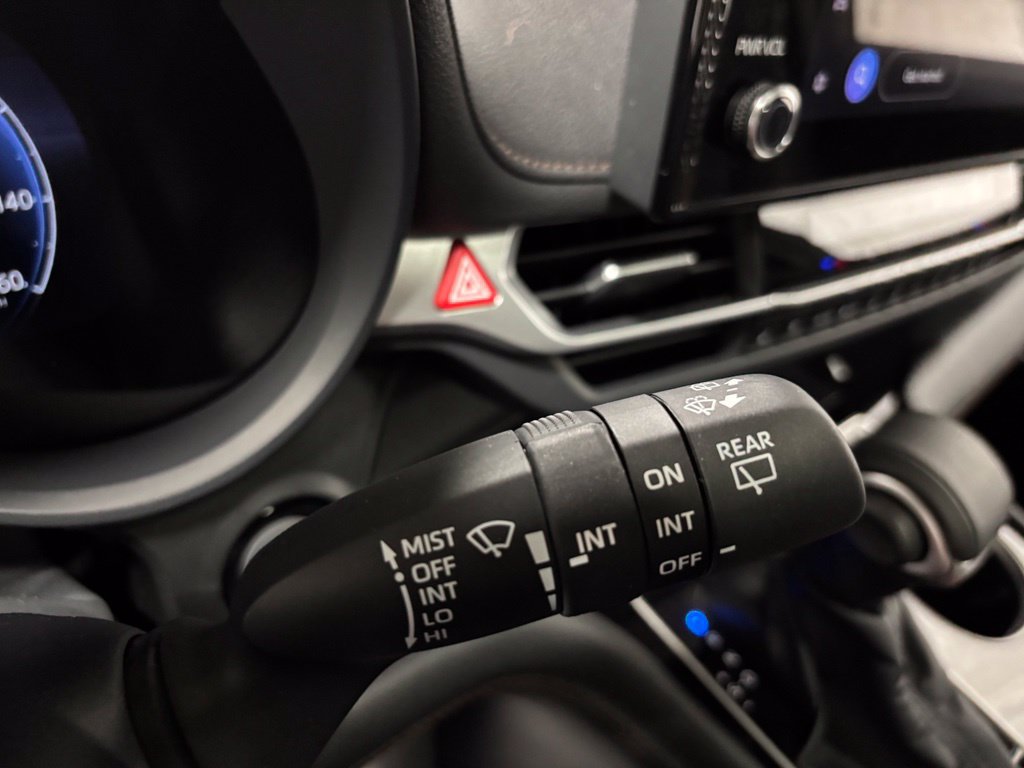 Used 2026 Toyota Sienna Limited FWD image 22