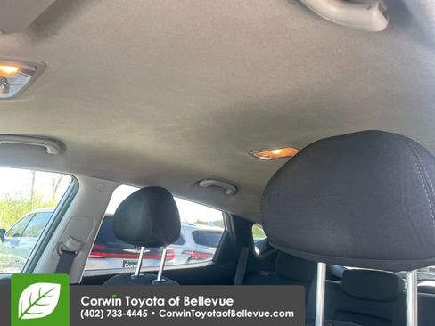 Used 2013 Hyundai Tucson GL image 23