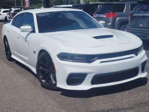 Used 2018 Dodge Charger R/T Scat Pack image 25