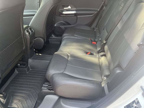 Certified 2023 Mercedes-Benz GLB 250 4MATIC image 18