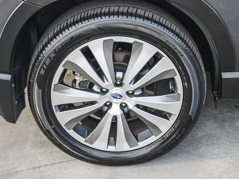 Used 2022 Subaru Ascent Limited w/ Technology Package image 12