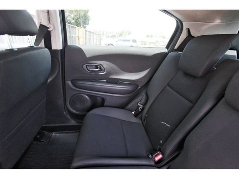 Used 2022 Honda HR-V LX image 12