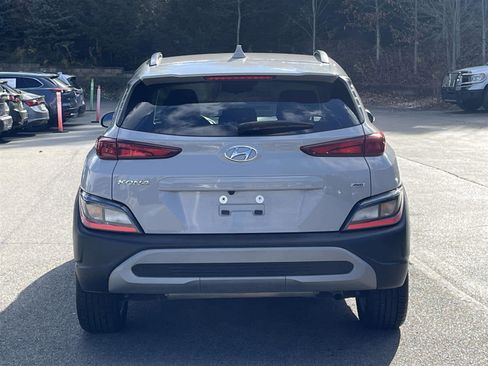 Used 2023 Hyundai Kona SEL w/ Convenience Package image 4
