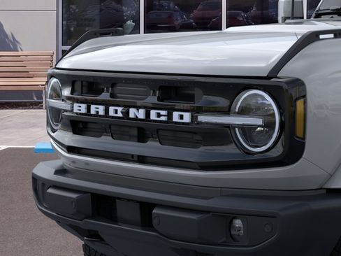 New 2026 Ford Bronco Outer Banks AWD/4WD image 19