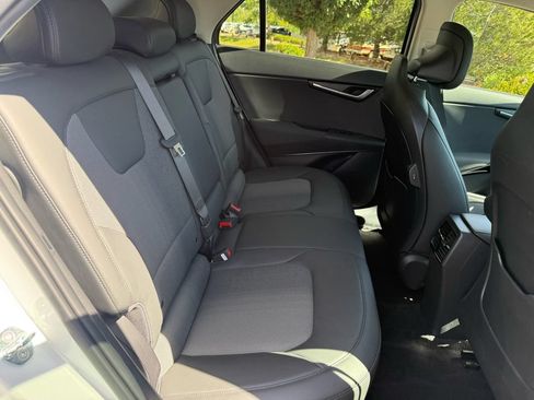 Used 2023 Kia Niro Wind w/ Wind Preserve Package FWD image 42