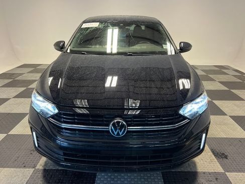 Certified 2024 Volkswagen Jetta Sport FWD image 2