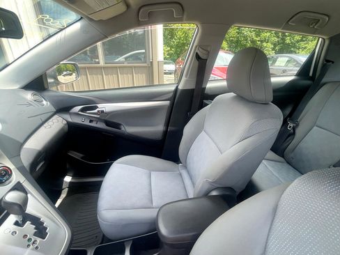 Used 2009 Toyota Matrix S image 14