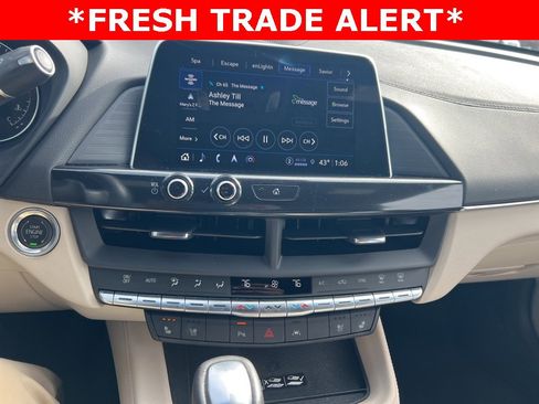 Used 2025 Cadillac CT4 Premium Luxury image 7