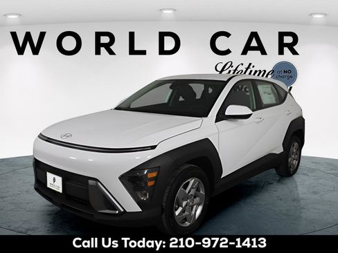 New 2026 Hyundai Kona SE FWD image 3