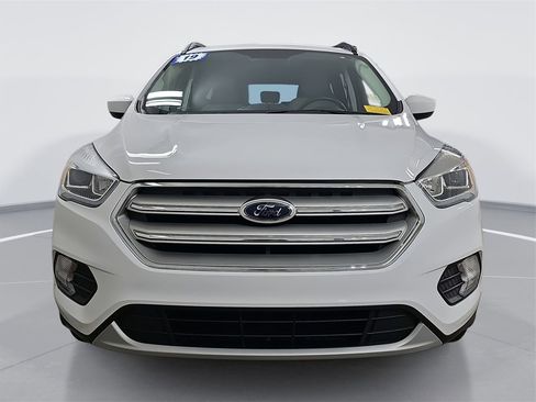 Used 2019 Ford Escape SEL image 10