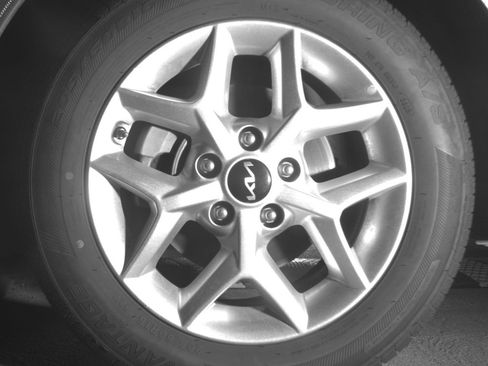 Used 2025 Kia Soul LX w/ LX Technology Package FWD image 12