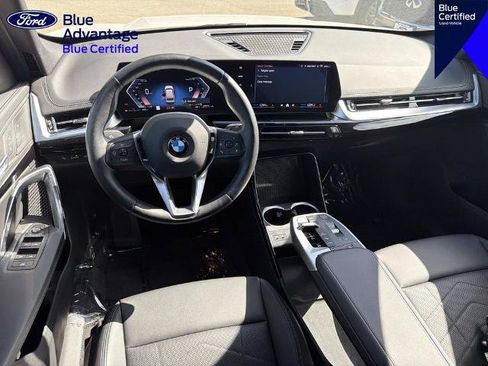 Used 2025 BMW X1 xDrive28i AWD/4WD image 9