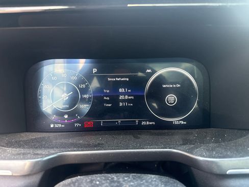 Used 2023 Kia Sorento SX image 9