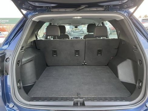 Used 2022 Chevrolet Equinox LS image 38