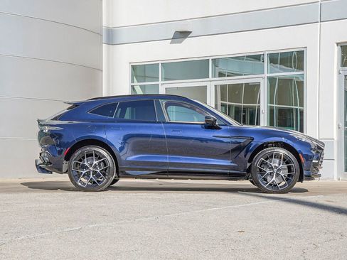 New 2026 Aston Martin DBX 707 image 5