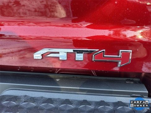 Used 2025 GMC Canyon AT4 image 40