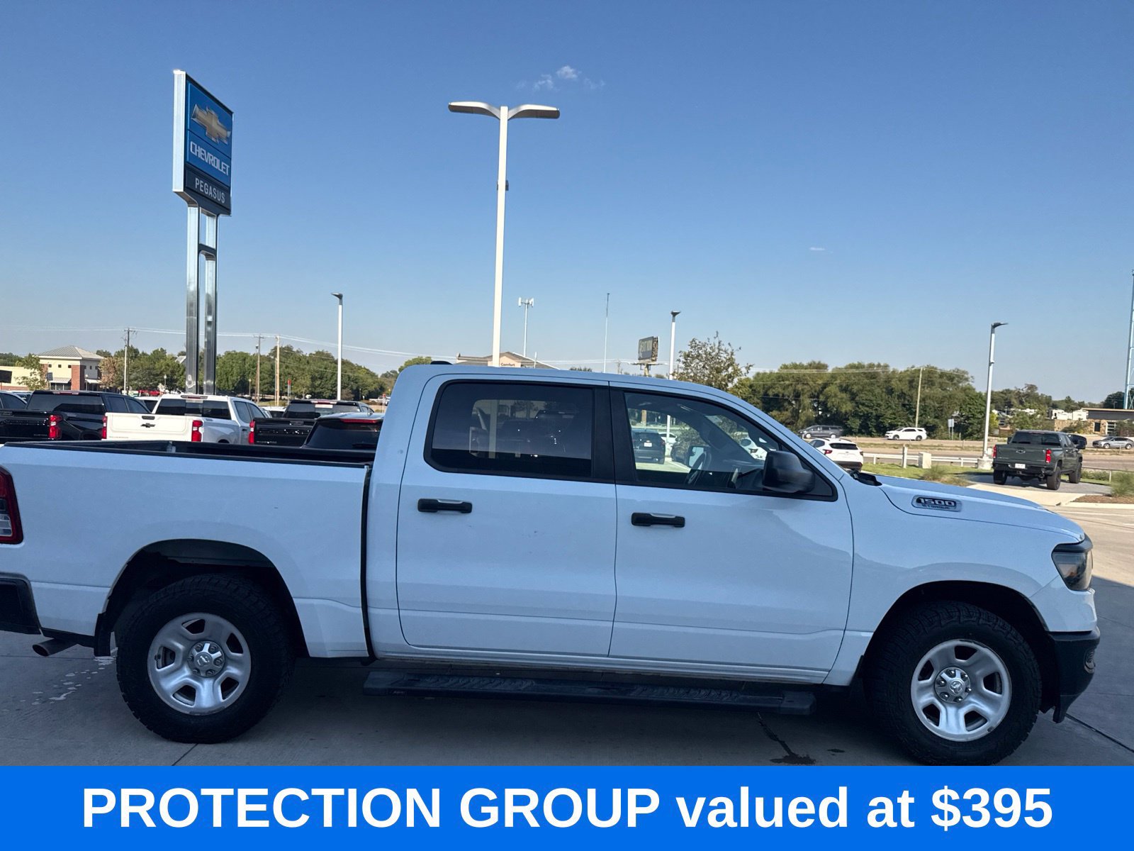Used 2023 RAM 1500 Tradesman w/ Trailer Tow Group AWD/4WD image 2