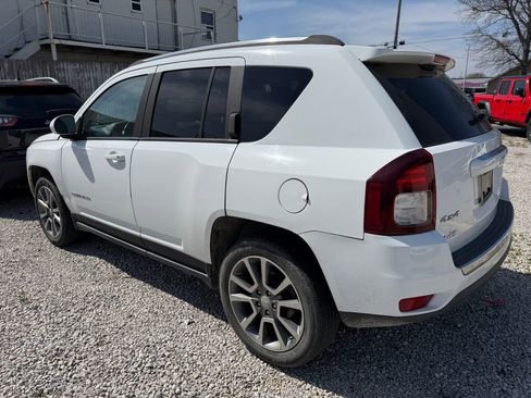 Used 2017 Jeep Compass High Altitude image 11