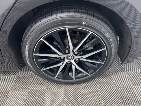 Used 2023 Toyota Camry SE image 8