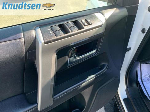 Used 2023 Toyota 4Runner SR5 Premium image 20