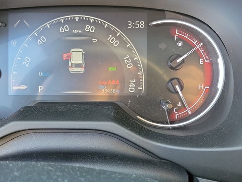 Used 2023 Toyota RAV4 XLE Premium image 26