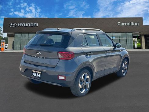 New 2026 Hyundai Venue SEL FWD image 6