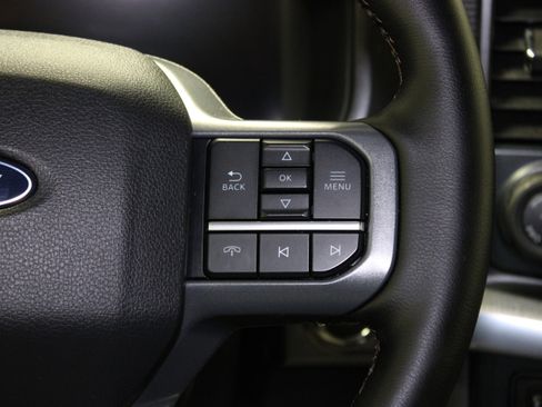 Used 2025 Ford F150 Lariat w/ Equipment Group 502A High AWD/4WD image 33