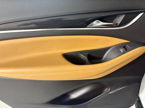 Used 2018 Buick Enclave Premium w/ Trailering Package image 36