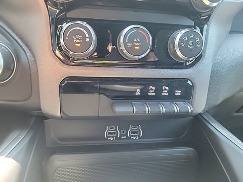 New 2026 RAM 1500 Tradesman AWD/4WD image 12