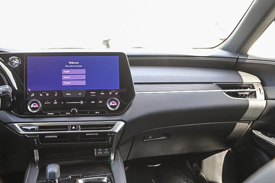 Used 2025 Lexus RX 350h w/ Convenience Package AWD/4WD image 13