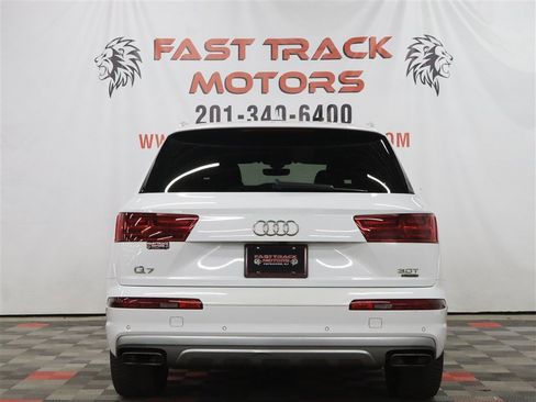 Used 2018 Audi Q7 3.0T Premium Plus AWD/4WD image 5