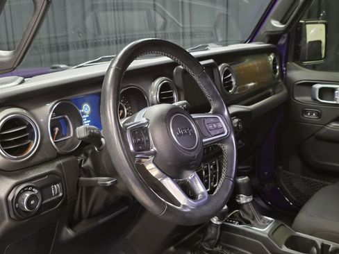 Used 2023 Jeep Wrangler Sahara w/ Safety Group image 19